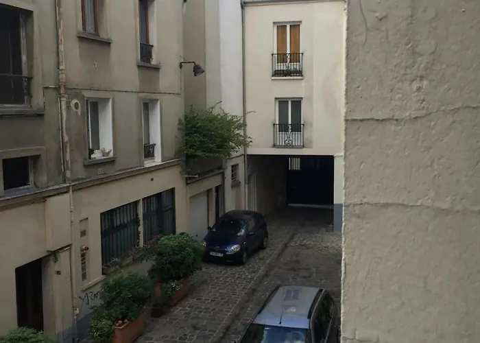 Charming And Quiet Flat 30m2 Апартаменты Париж
